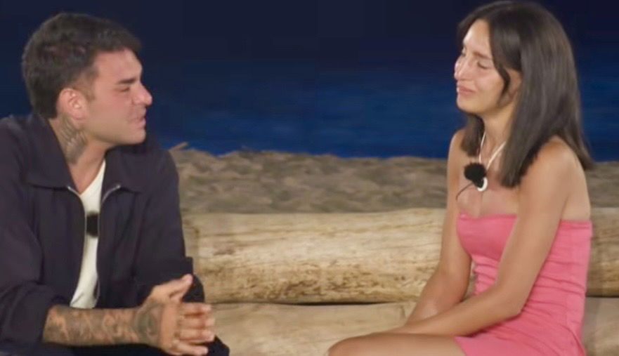 Temptation Island, ex protagonista commenta il falò di confronto di Sarah Esposito e Valerio Ciaffaroni: “Nonostante siano stati dolcissimi…” article-post