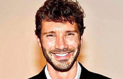 Stefano De Martino avrebbe trascorso ’48 ore di fuoco con una sua ex fidanzata’: ecco chi preview