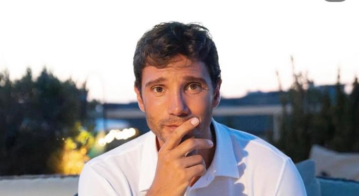 Stefano De Martino non si nasconde più: ecco chi è la sua nuova fiamma article-post