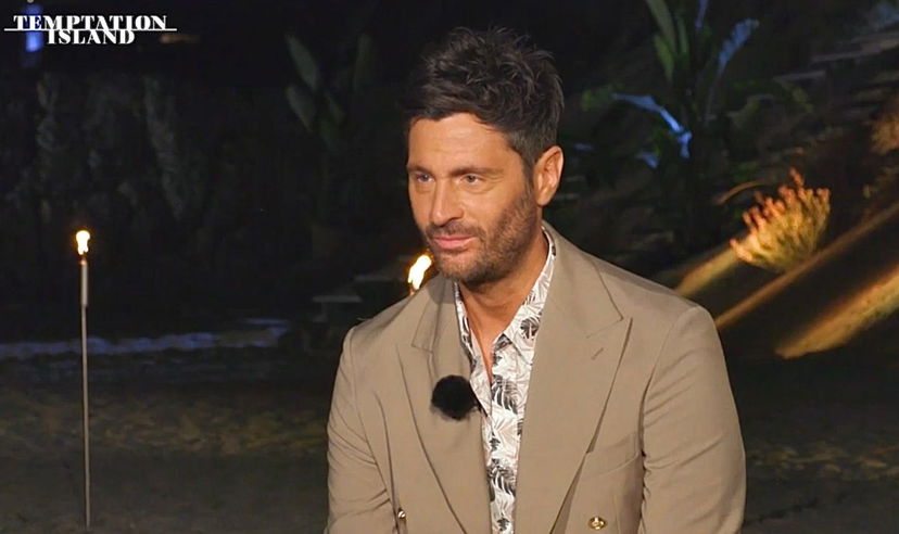 Temptation Island, ex protagonista difende il reality dopo le parole di Perla e Lino: “Idi*ti e imb*cilli, invece di dare colpa al programma prendetevela con…” preview