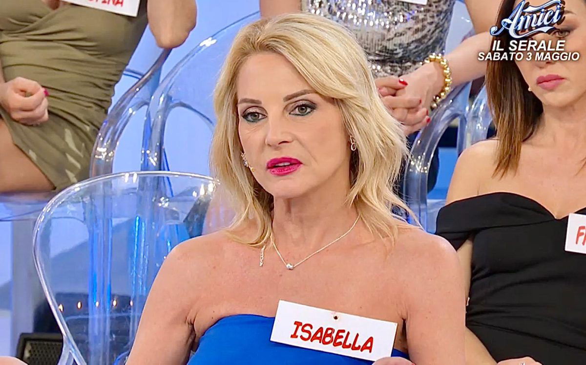 Uomini e Donne, Isabella: “Ecco chi è il cavaliere che mi aveva consigliato di chiedere 500€ per un’intervista!” article-post