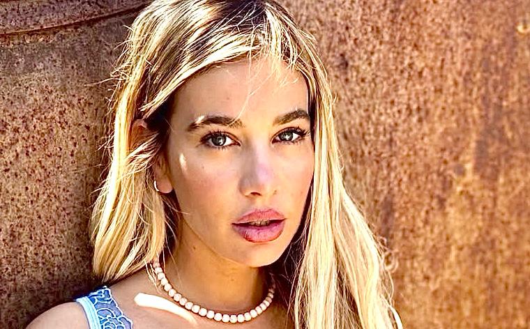 Clizia Incorvaia, il duro sfogo sui social: “Agli uomini tutto è concesso, noi donne sia costantemente sotto esame, è ora di dire basta!” preview