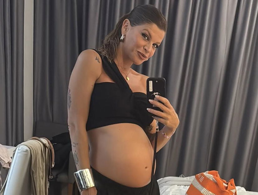 Alessandra Amoroso replica alle critiche ricevute nel mostrarsi col pancione: “Lette cose pesantissime che non augurerei alla peggior nemica” preview