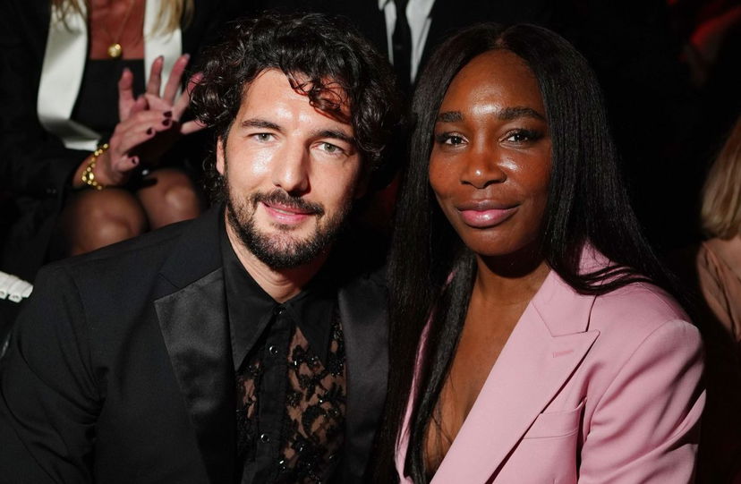 Andrea Preti mostra il bellissimo anello regalato a Venus Williams per la proposta di matrimonio: foto preview