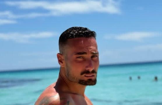 Uomini e Donne, Gianluca Tornese presto papà: “Ci sono stati giorni in cui abbiamo vissuto nel buio totale ma…” article-post