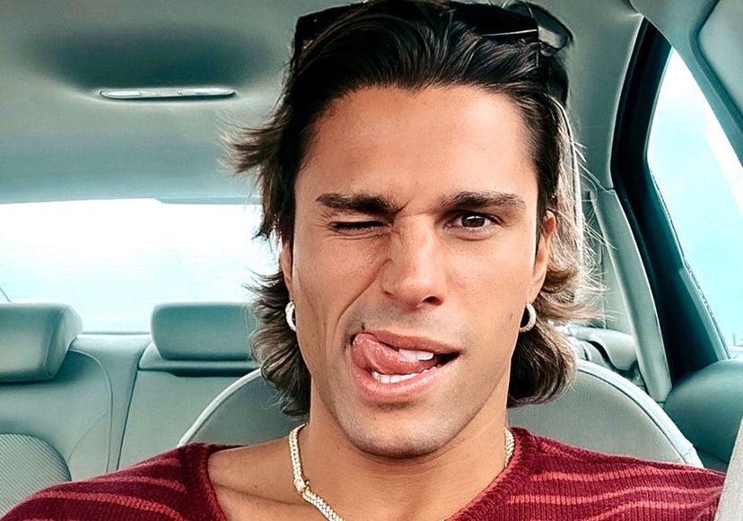 Luca Onestini, è uscito il singolo trash ChatGpt: “Non è solo per ballare, ma anche per invitare alla riflessione” preview