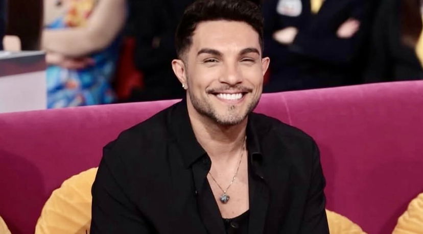 Amici, Marco Carta parla della fama post reality: “Non capisci più niente, ti chiedi se è davvero quello che volevi” preview