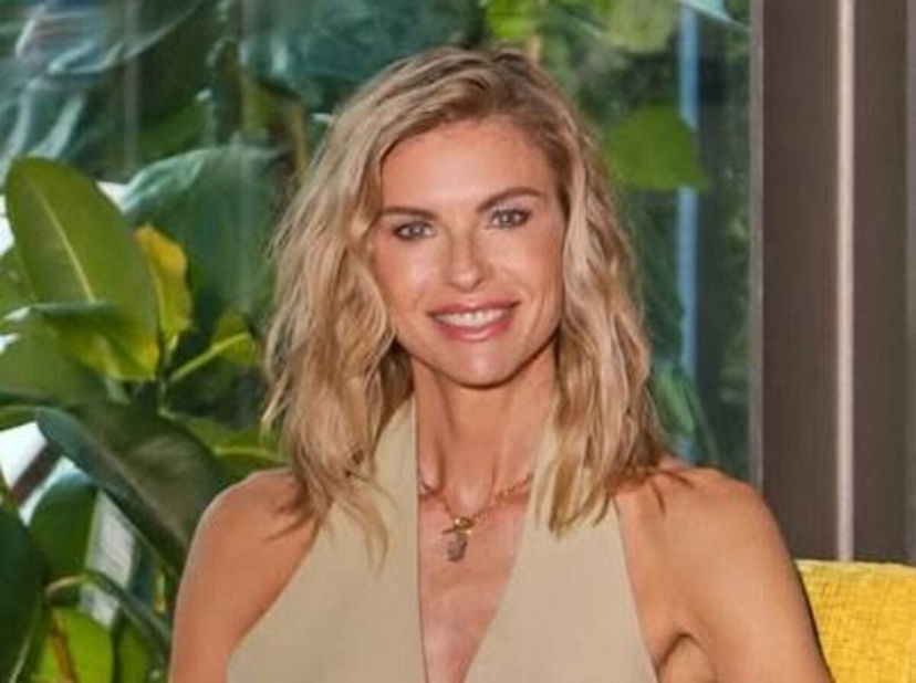 Ballando con le Stelle 20, Martina Colombari è la sesta concorrente ufficiale preview