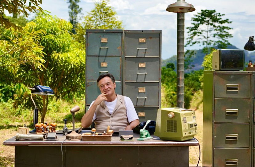 Money Road, Fabio Caressa pronto alla seconda stagione: “Tentazioni segrete e meccanismi ancora più complessi” preview