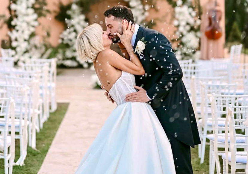 Veronica Peparini e Andreas Muller si sono sposati: le romantiche immagini delle nozze (Video) preview