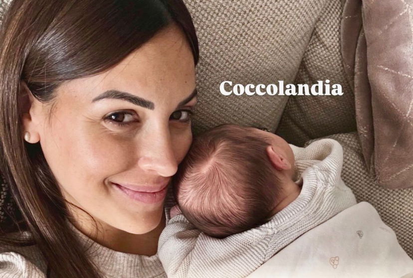 Claudia Dionigi svela a chi somiglia il piccolo Leonardo e come la primogenita Mariavittoria ha preso l’arrivo del fratellino preview