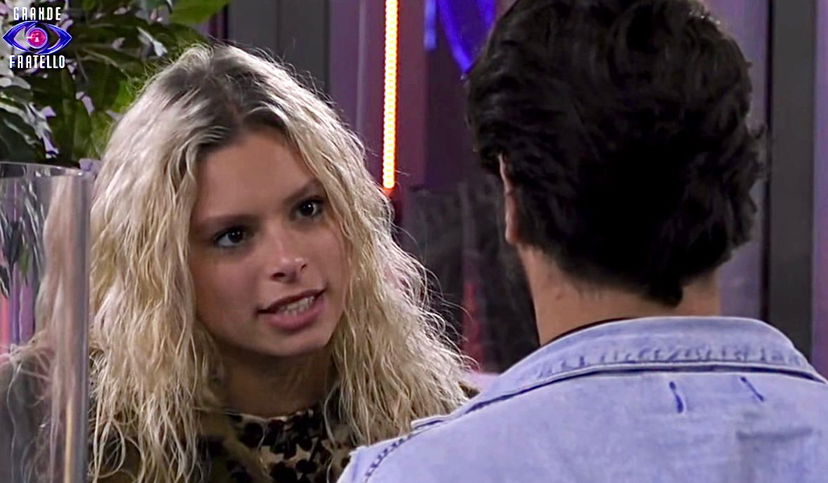 Grande Fratello, Giulia frena Omer: “Mi sono allontanata per paura che ti legassi a me emotivamente”. La reazione di lui preview
