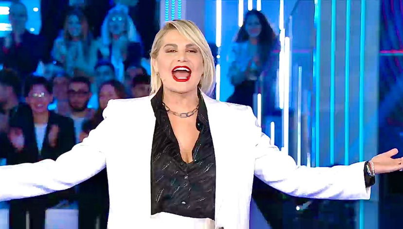 Grande Fratello, disastro per Simona Ventura: ecco gli ascolti della terza puntata preview