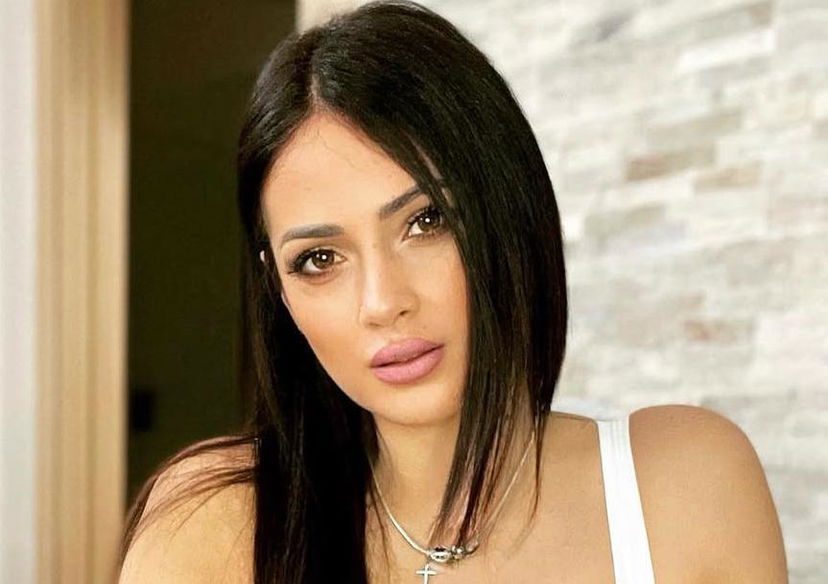 “La nuova tronista di Uomini e Donne ti somiglia tantissimo”, la dura replica di Teresa Cilia a una follower preview