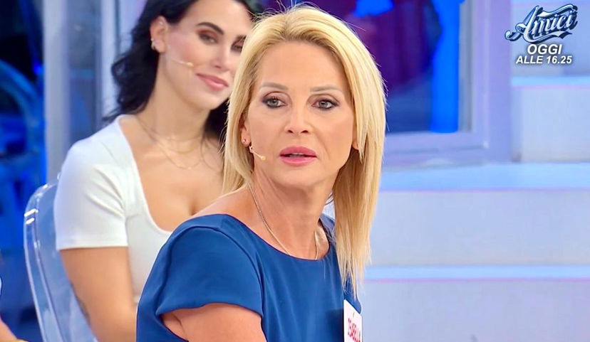 Uomini e Donne, Isabella si sfoga dopo aver abbandonato il programma: “Ho subito ingiustizie e parole cattive” preview