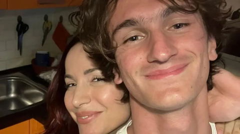 Andrea Delogu colpita da una terribile tragedia: morto il fratello diciottenne preview