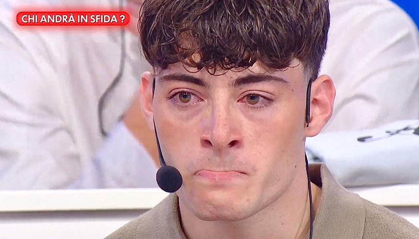 Amici 25, puntata del 12/10/25: Anna vince la sfida e resta nella scuola, Pierpaolo in lacrime dopo l’esibizione preview