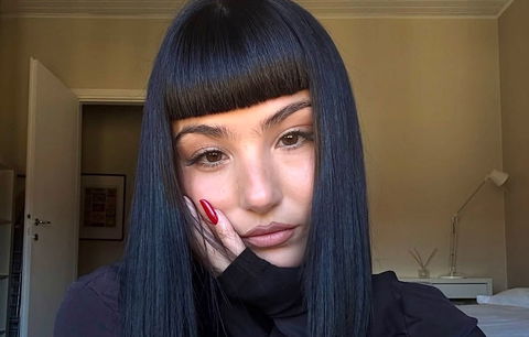 Giorgia Soleri pubblica sui social la cifra (altissima) spesa per curare la sua patologia: “Dovrebbe essere uno scandalo” preview