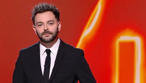 Le Iene, Lorenzo Fragola e la rinascita dopo la depressione: “Sono scoppiato, tutto era finito. Poi…” preview