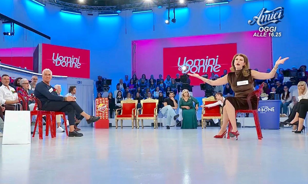 Uomini e Donne: l’opinione di Isa sulla puntata del 10/11/25 article-post