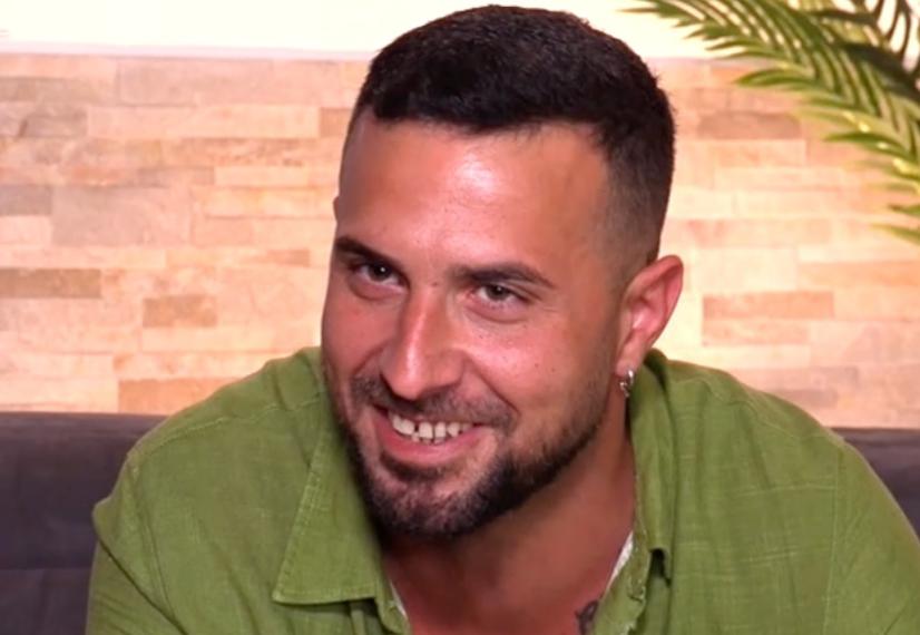 Temptation Island, Antonio Panico si sottopone ad un intervento per correggere i difetti ai denti: il prima ed il dopo preview