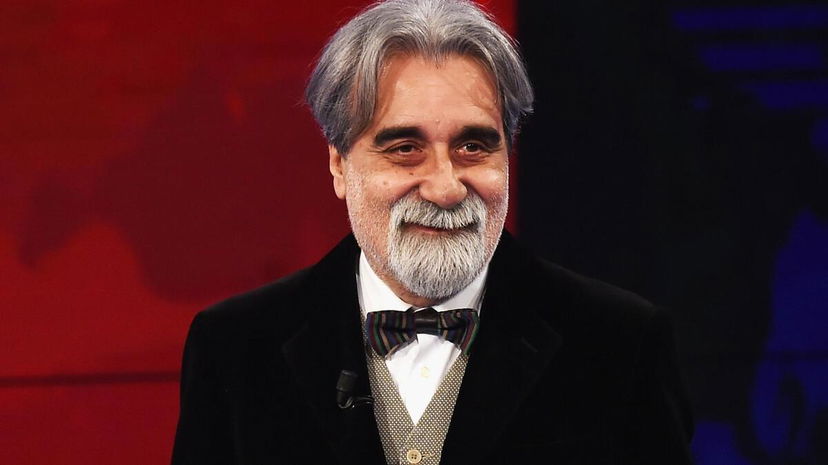 Peppe Vessicchio, le parole di Maria De Filippi e di altri celebri volti dello spettacolo per la scomparsa del direttore d’orchestra preview