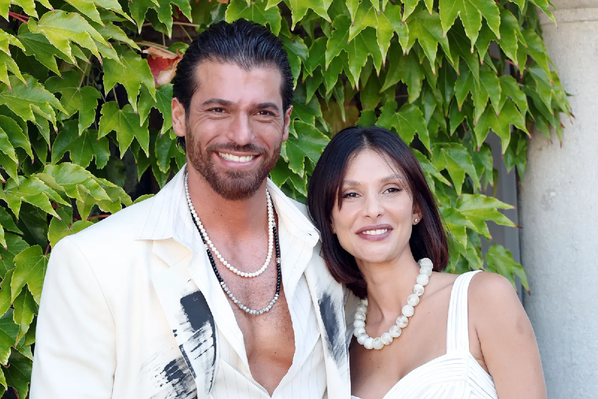 Can Yaman torna single: finita la storia con Sara Bluma article-post