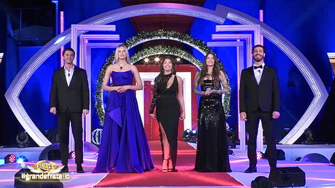 Grande Fratello, l’opinione di Chia sulla finalissima dell’edizione targata Simona Ventura preview