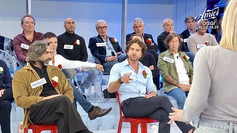 Uomini e Donne: l’opinione di Chia sulla puntata del 17/12/25 preview