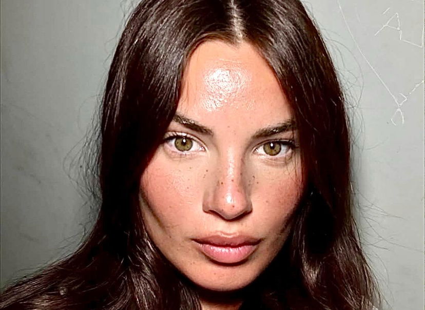 Uomini e Donne, “ma come fate a dirle che è bella?”: la replica di Raffaella Scuotto al commento social preview