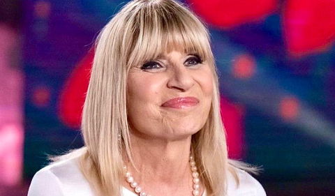 Uomini e Donne, un’ex dama lancia una stoccata a Gemma Galgani dopo l’intervista a Verissimo: “Scollata dalla realtà” preview