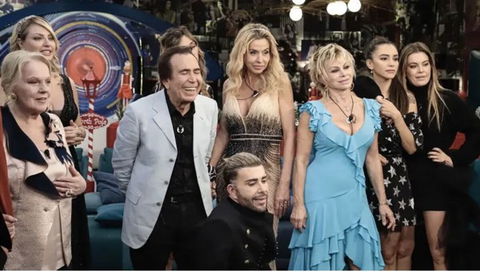 Grande Fratello, famosa ex Vippona sta lavorando a una docuserie sulla sua vita per Netflix: “Ci tiene parecchio” preview