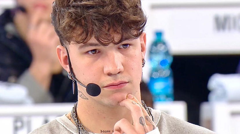 Amici 25, puntata del 18/01/26: acceso confronto tra Opi e Anna Pettinelli, i prof svelano chi non porterebbero al serale preview