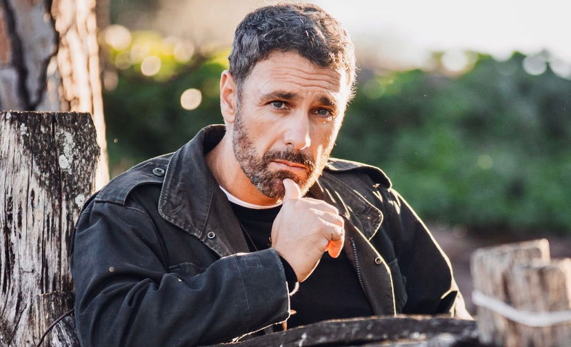 Don Matteo 15, Raoul Bova svela come hanno reagito sul set dopo la pubblicazione dei suoi audio privati: “Cosa mi hanno detto” preview
