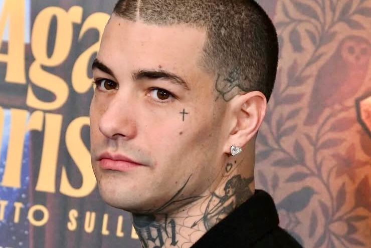 Tony Effe debutta come attore protagonista al cinema: ecco in quale film e quale sarà il suo ruolo preview