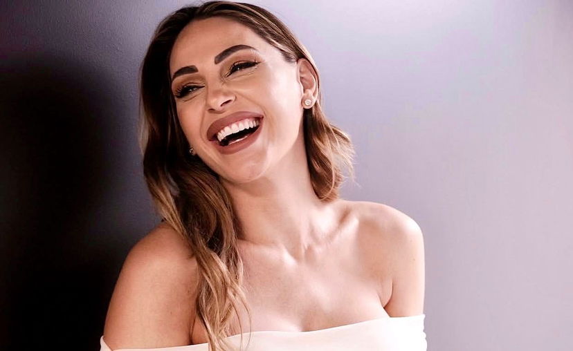 Anna Tatangelo rinvia il tour e spiega il motivo: “Non é una decisione facile ma…” preview