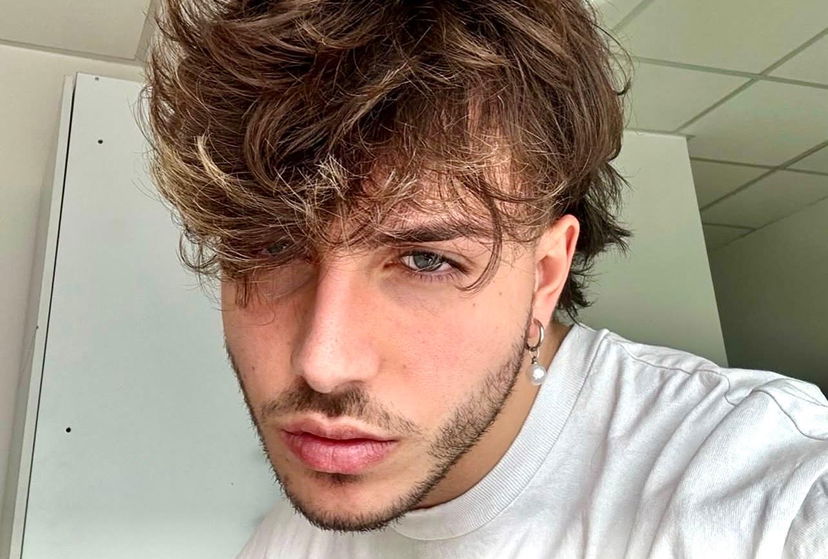 Amici, Mattia Zenzola racconta il bullismo subito alle scuole medie: “Qualcuno mi colpì violentemente da dietro e…” preview