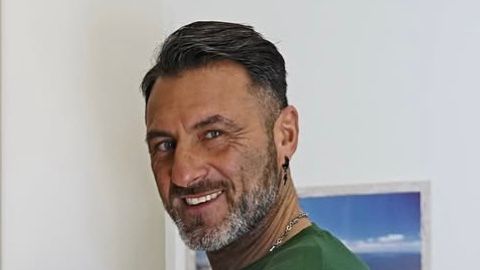 Uomini e Donne, Sossio Aruta parla della nuova compagna: “Fortunato di aver incontrato questa donna, ecco perché non la mostro sui social” preview