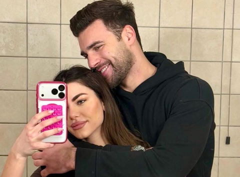 Uomini e Donne, “hai paura che con Flavio possa andare male?”: la risposta di Nicole Belloni alla fan preview