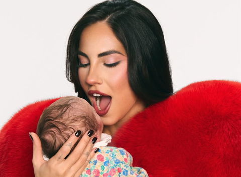 Giulia De Lellis racconta un particolare aneddoto sul parto: “Mi emoziona sempre” preview