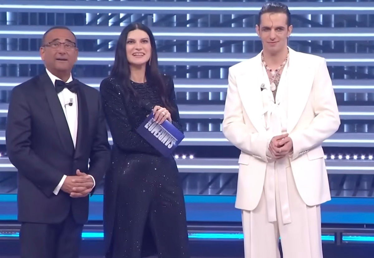 Sanremo 2026, seconda serata: i 5 Big più votati da pubblico e radio, emozionante tributo di Achille Lauro alle vittime di Crans Montana article-post