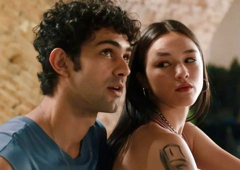 Mare Fuori 6, arriva il lieto fine per Carmine e Rosa ma Massimiliano Caiazzo non appare nella scena: il motivo preview