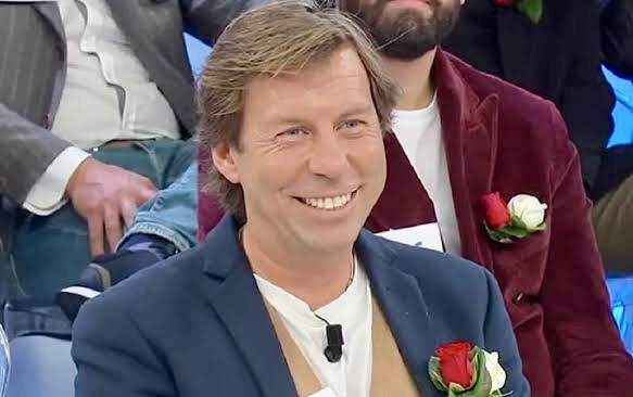 Edoardo Nestori svela perché la prima volta che era entrato nello studio di Uomini e Donne era scappato preview