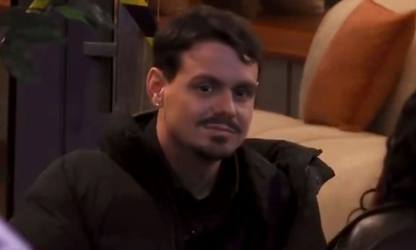 Gf Vip 8, Renato Biancardi svela qual è la concorrente che lo attrae e poi parla dell’amicizia con Stefano De Martino preview