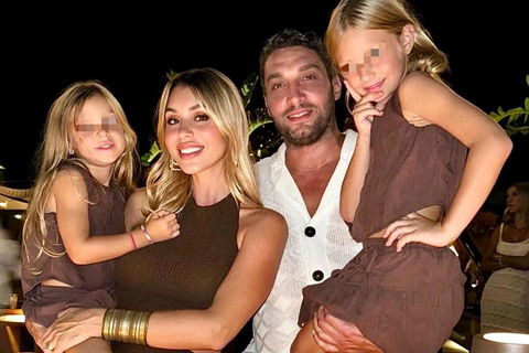 Susy Fuccillo dopo la scomparsa del marito: “Ho messo da parte i social, non mi sento ancora pronta per espormi come prima ma…” preview