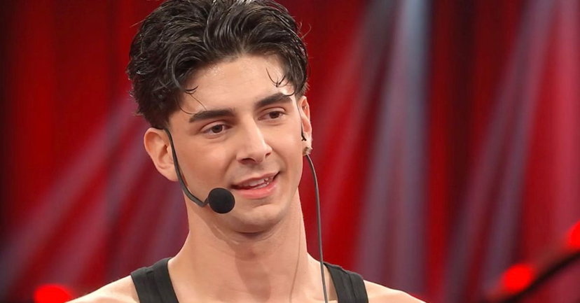 Amici 25, stata puntata del serale: eliminato Alex Calu preview