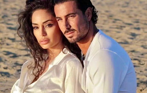 Armando Izzo, la sua verità dopo la rottura con Raffaella Fico: “Sono stato paparazzato con altre donne ma…” preview