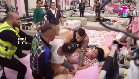 Grande Fratello serbo, un concorrente cerca di strangolare una donna: interviene la sicurezza (Video) preview