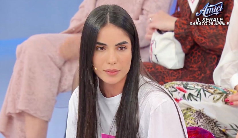 Martina Calabrò svela chi è la sua dama preferita del Trono over e qual è la sua coppia preferita nella storia di Uomini e Donne preview