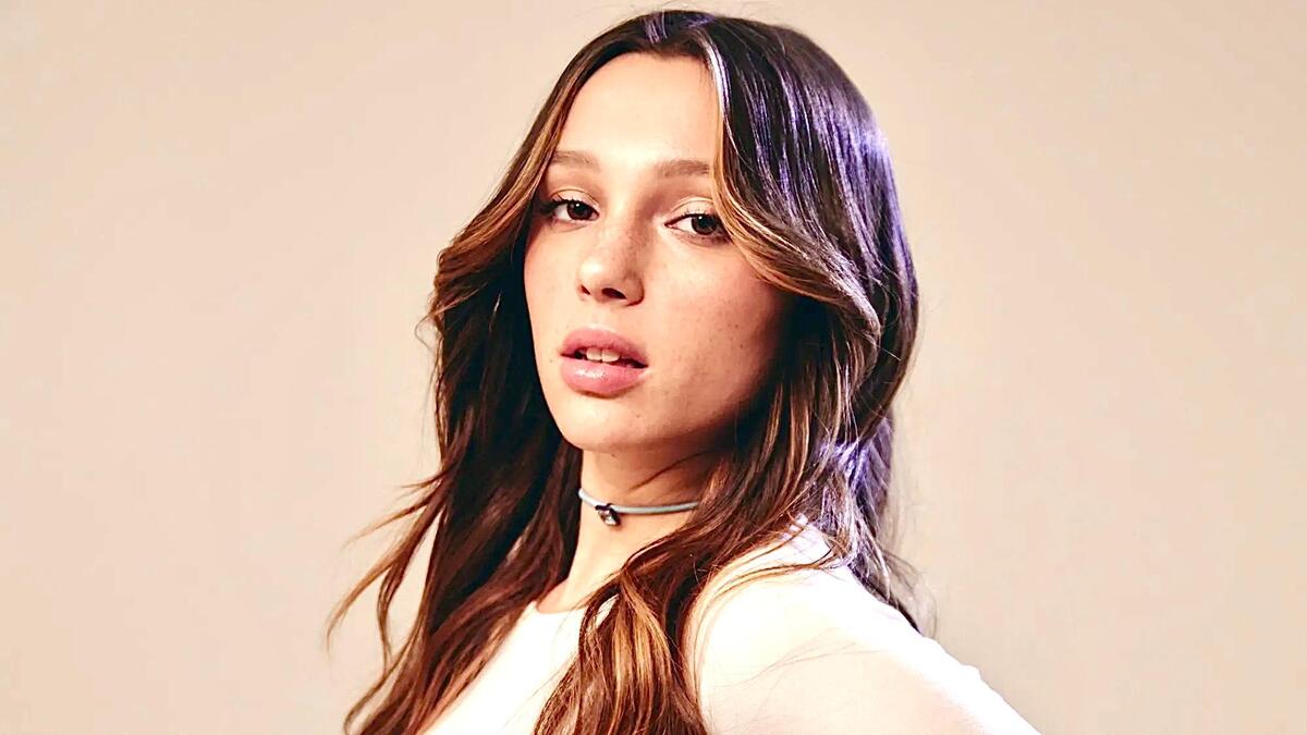 Amici, un giovane attore italiano ha un debole per Sarah Toscano? Il video che scatenato il gossip article-post